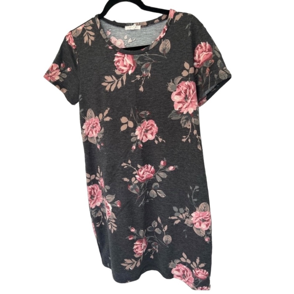 Maurices Black Floral T-Shirt Dress 🌺